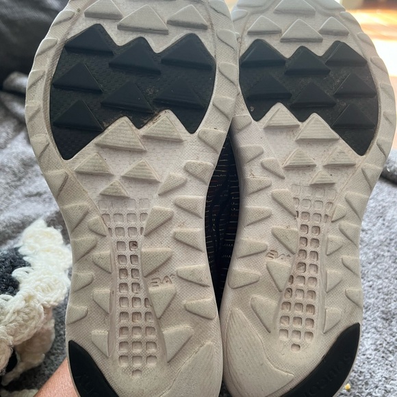 Saucony Womens Shoes Black Eros S30002-6 Running Cross Training Sneaker - Picture 7 of 7